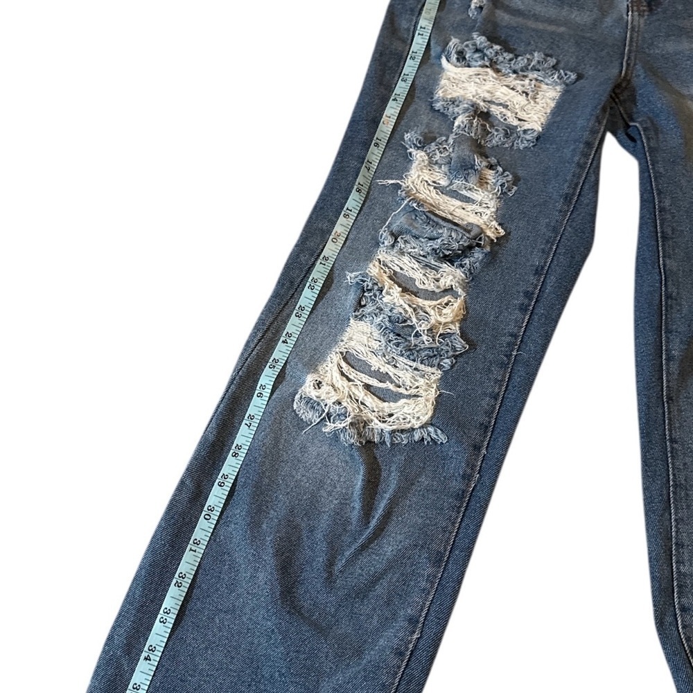 Almost Famous Distressed Wide Leg Jeans Size 7 - Picture 8 of 11